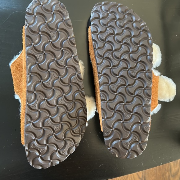 Birkenstocks - Arizona Shearling Suede Leather - Picture 4 of 5